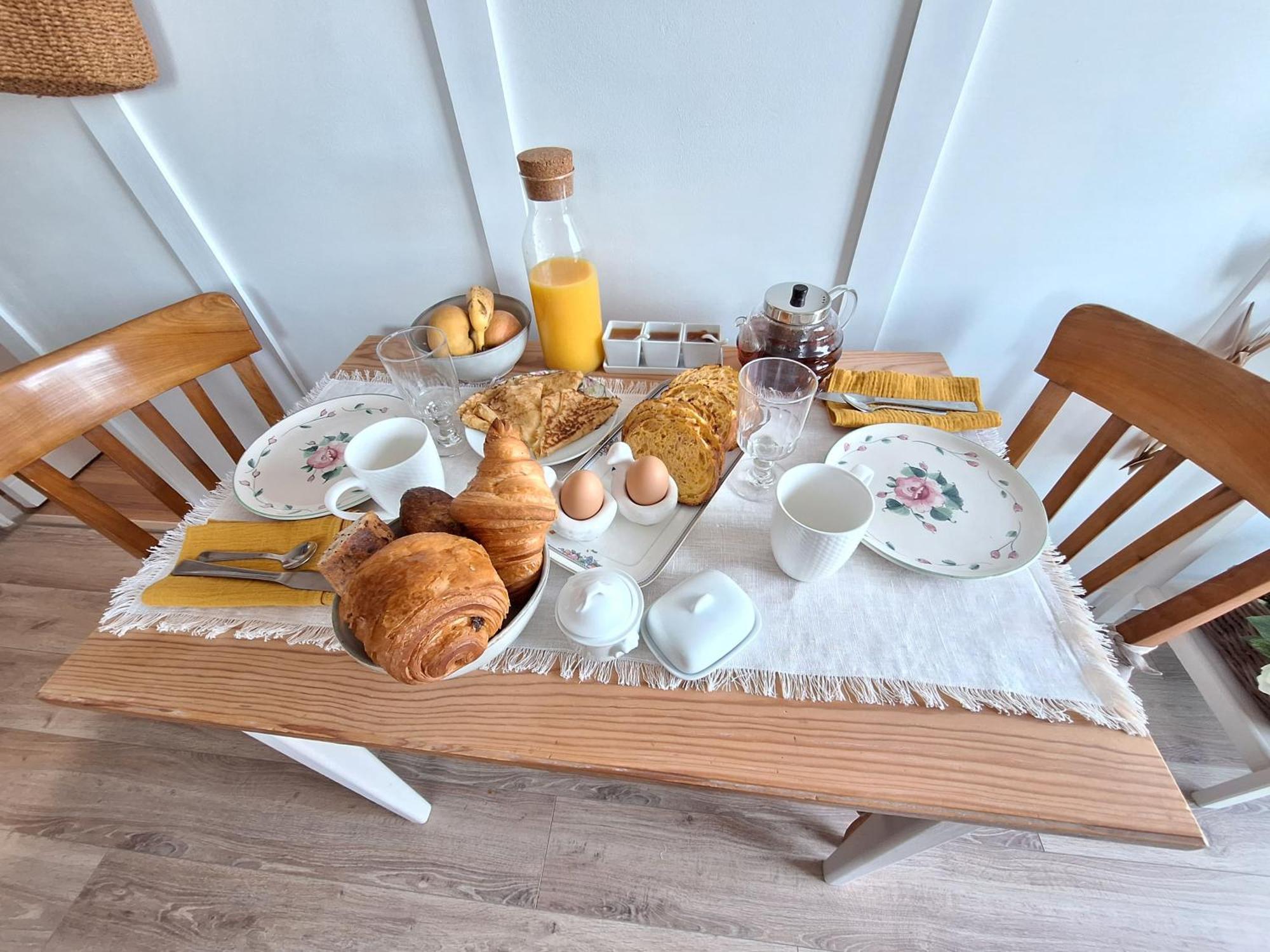 ポルスポデ Cote West Bed & Breakfast エクステリア 写真