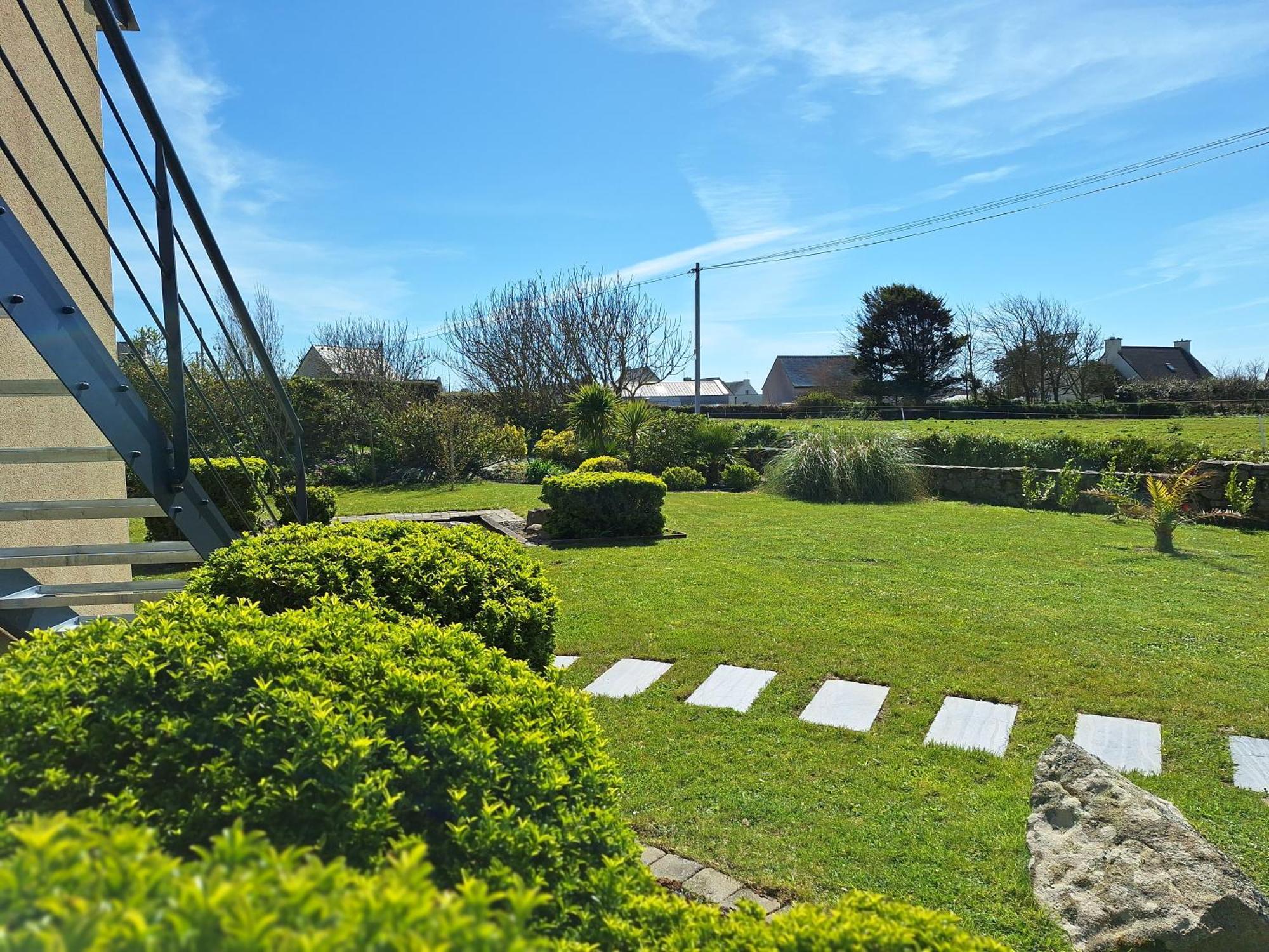 ポルスポデ Cote West Bed & Breakfast エクステリア 写真